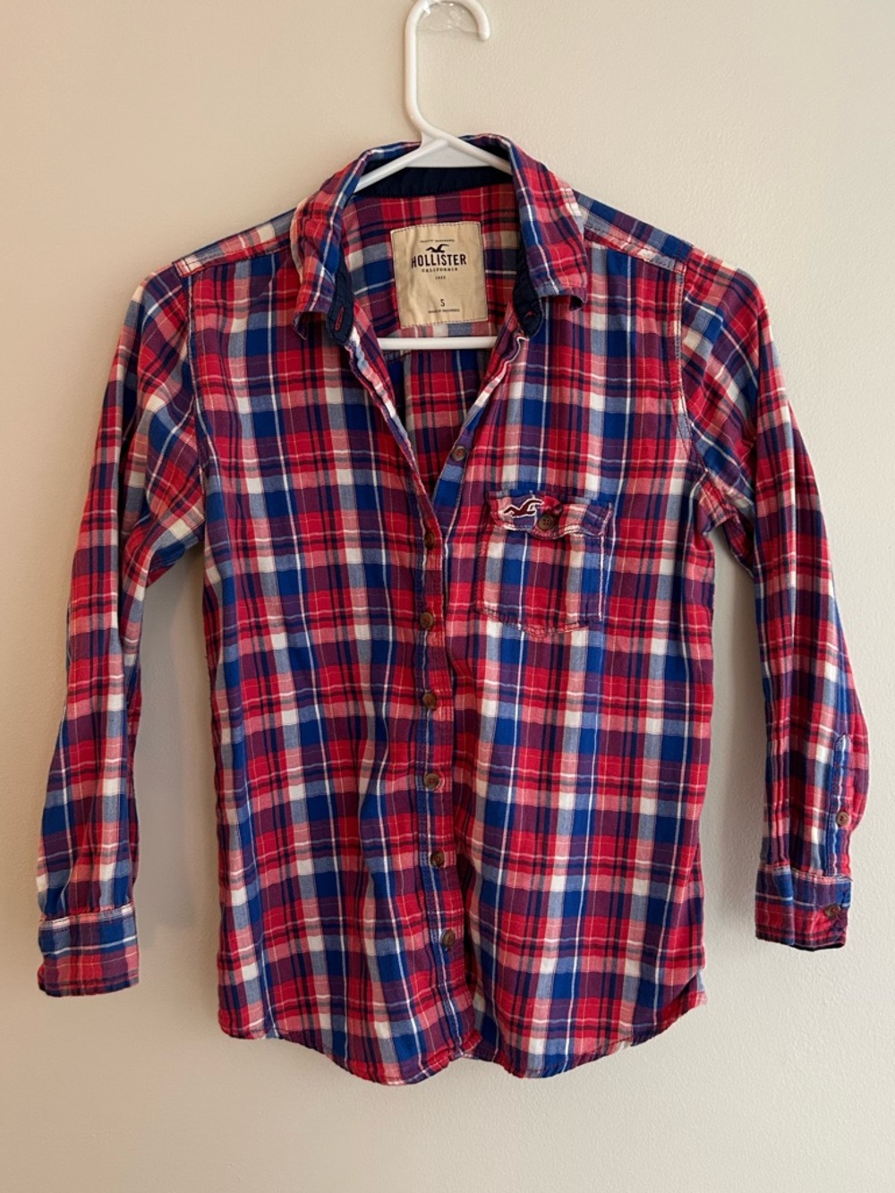 Hollister Red & Blue 100% Cotton Plaid Button-Up Shirt